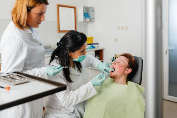 Best Broken or Cracked Tooth Emergency Dentist in Newaygo, MI